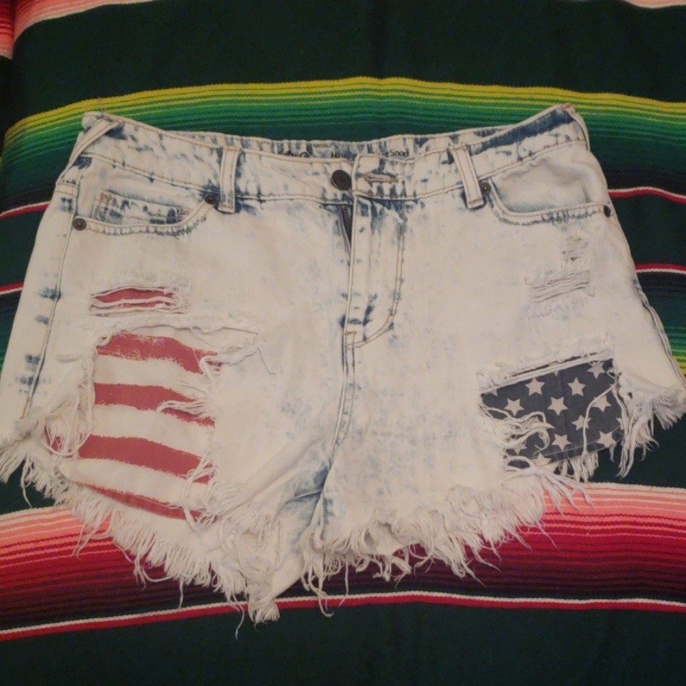 American flag distressed shorts
